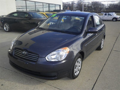 2011 Hyundai Accent  GLS