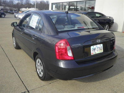 2011 Hyundai Accent  GLS