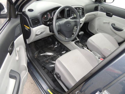 2010 Hyundai Accent GLS