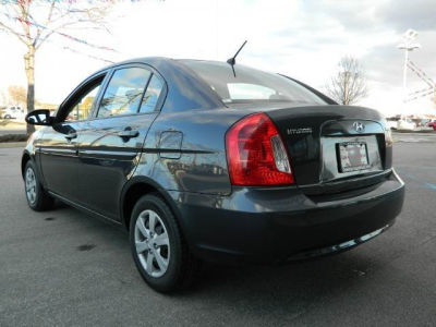 2009 Hyundai Accent  GLS
