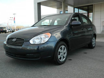 2009 Hyundai Accent  GLS