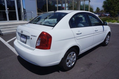 2010 Hyundai Accent  GLS