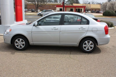 2009 Hyundai Accent  GLS