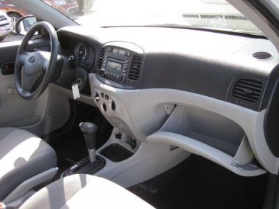 2008 Hyundai Accent  GLS
