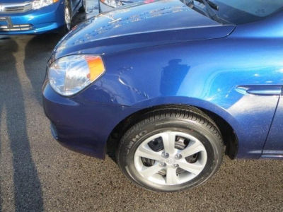 2011 Hyundai Accent  GLS