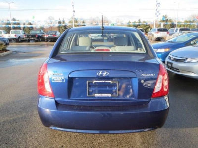 2011 Hyundai Accent  GLS