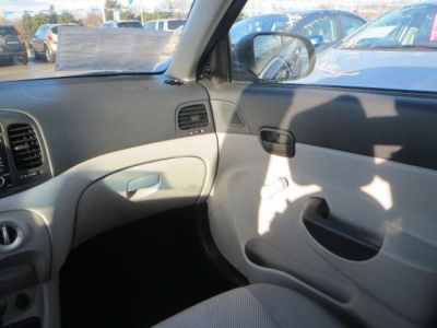 2011 Hyundai Accent  GLS