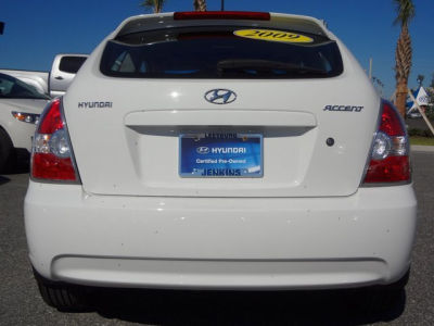 2009 Hyundai Accent SE