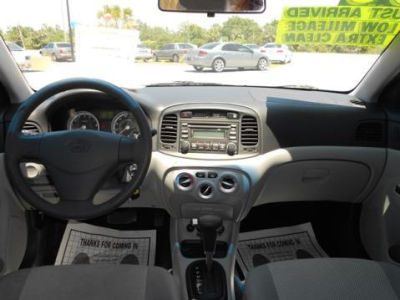 2008 Hyundai Accent  GLS