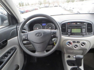 2010 Hyundai Accent  GLS