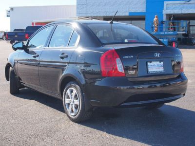 2009 Hyundai Accent  GLS