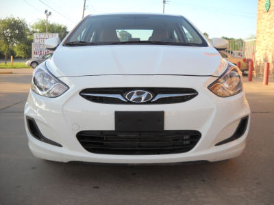 2012 Hyundai Accent  GLS
