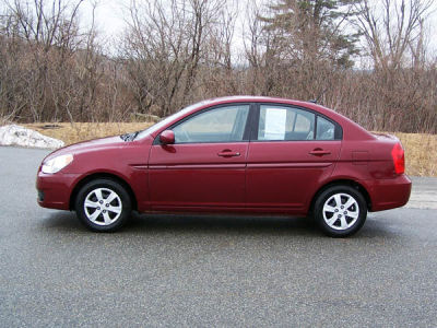2010 Hyundai Accent GLS