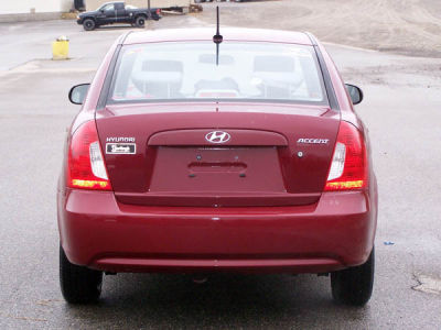 2010 Hyundai Accent GLS