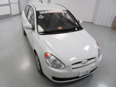 2010 Hyundai Accent  GS
