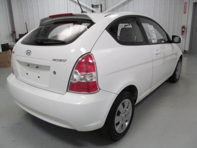 2010 Hyundai Accent  GS