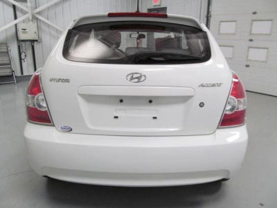 2010 Hyundai Accent  GS