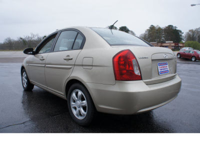 2006 Hyundai Accent GLS -
Cars.com </title>
<meta name="title" content="2006 Hyundai Accent GLS - Cars.com"/>
<meta name="description" content="Listed on Cars.com