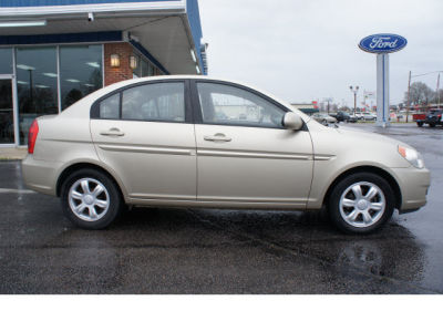 2006 Hyundai Accent GLS -
Cars.com </title>
<meta name="title" content="2006 Hyundai Accent GLS - Cars.com"/>
<meta name="description" content="Listed on Cars.com