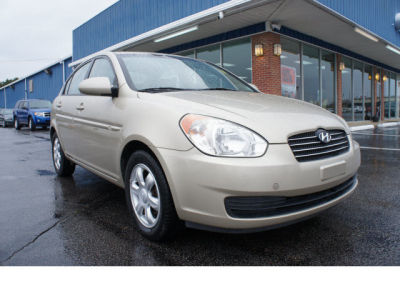 2006 Hyundai Accent GLS -
Cars.com </title>
<meta name="title" content="2006 Hyundai Accent GLS - Cars.com"/>
<meta name="description" content="Listed on Cars.com
