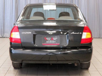 2002 Hyundai Accent  GL -
   Cars.com </title>
   <meta name="title" content="2002 Hyundai Accent  GL - Cars.com"/>
   <meta name="description" content="Listed on Cars.com