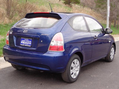 2008 Hyundai Accent  GS -
   Cars.com </title>
   <meta name="title" content="2008 Hyundai Accent  GS - Cars.com"/>
   <meta name="description" content="Listed on Cars.com