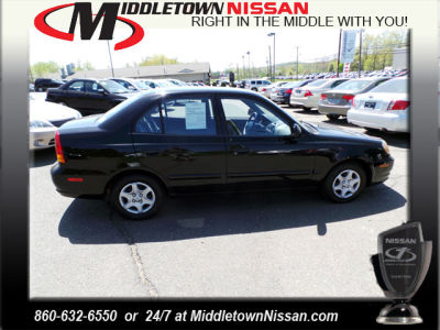 2003 Hyundai Accent  GL -
   Cars.com </title>
   <meta name="title" content="2003 Hyundai Accent  GL - Cars.com"/>
   <meta name="description" content="Listed on Cars.com