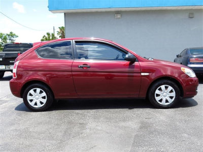 2007 Hyundai Accent  GS -
   Cars.com </title>
   <meta name="title" content="2007 Hyundai Accent  GS - Cars.com"/>
   <meta name="description" content="Listed on Cars.com