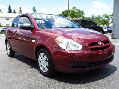 2007 Hyundai Accent GS -
Cars.com </title>
<meta name="title" content="2007 Hyundai Accent GS - Cars.com"/>
<meta name="description" content="Listed on Cars.com