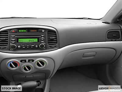 2007 Hyundai Accent  GLS -
   Cars.com </title>
   <meta name="title" content="2007 Hyundai Accent  GLS - Cars.com"/>
   <meta name="description" content="Listed on Cars.com