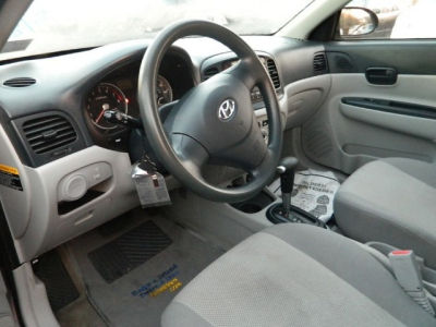 2007 Hyundai Accent  GLS -
   Cars.com </title>
   <meta name="title" content="2007 Hyundai Accent  GLS - Cars.com"/>
   <meta name="description" content="Listed on Cars.com