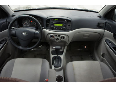 2007 Hyundai Accent  GLS -
   Cars.com </title>
   <meta name="title" content="2007 Hyundai Accent  GLS - Cars.com"/>
   <meta name="description" content="Listed on Cars.com