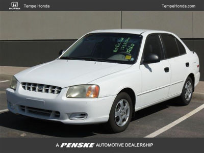 2002 Hyundai Accent  GL -
   Cars.com </title>
   <meta name="title" content="2002 Hyundai Accent  GL - Cars.com"/>
   <meta name="description" content="Listed on Cars.com