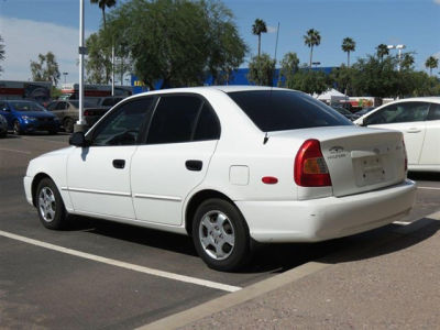 2002 Hyundai Accent GL -
Cars.com </title>
<meta name="title" content="2002 Hyundai Accent GL - Cars.com"/>
<meta name="description" content="Listed on Cars.com