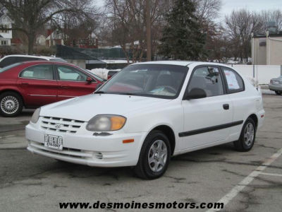 2003 Hyundai Accent -
   Cars.com </title>
   <meta name="title" content="2003 Hyundai Accent - Cars.com"/>
   <meta name="description" content="Listed on Cars.com