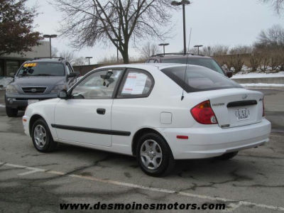 2003 Hyundai Accent -
Cars.com </title>
<meta name="title" content="2003 Hyundai Accent - Cars.com"/>
<meta name="description" content="Listed on Cars.com