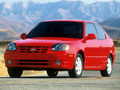 2005 Hyundai Accent -
   Cars.com </title>
   <meta name="title" content="2005 Hyundai Accent - Cars.com"/>
   <meta name="description" content="Listed on Cars.com