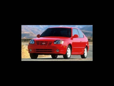 2005 Hyundai Accent  GLS -
   Cars.com </title>
   <meta name="title" content="2005 Hyundai Accent  GLS - Cars.com"/>
   <meta name="description" content="Listed on Cars.com