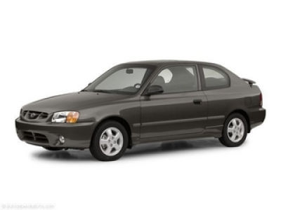 2002 Hyundai Accent  GS -
   Cars.com </title>
   <meta name="title" content="2002 Hyundai Accent  GS - Cars.com"/>
   <meta name="description" content="Listed on Cars.com
