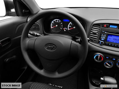 2011 Hyundai Accent  GL -
   Cars.com </title>
   <meta name="title" content="2011 Hyundai Accent  GL - Cars.com"/>
   <meta name="description" content="Listed on Cars.com