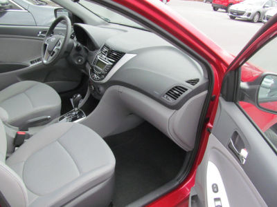 2013 Hyundai Accent -
Cars.com </title>
<meta name="title" content="2013 Hyundai Accent - Cars.com"/>
<meta name="description" content="Listed on Cars.com