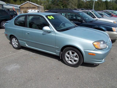 2004 Hyundai Accent  GT -
   Cars.com </title>
   <meta name="title" content="2004 Hyundai Accent  GT - Cars.com"/>
   <meta name="description" content="Listed on Cars.com