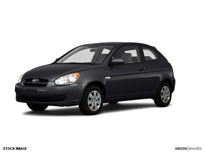 2010 Hyundai Accent -
   Cars.com </title>
   <meta name="title" content="2010 Hyundai Accent - Cars.com"/>
   <meta name="description" content="Listed on Cars.com