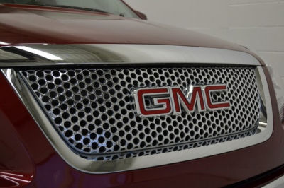 2011 GMC Acadia  Denali