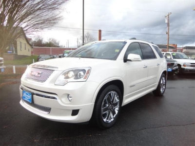 2011 GMC Acadia  Denali