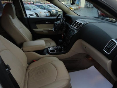 2011 GMC Acadia  Denali