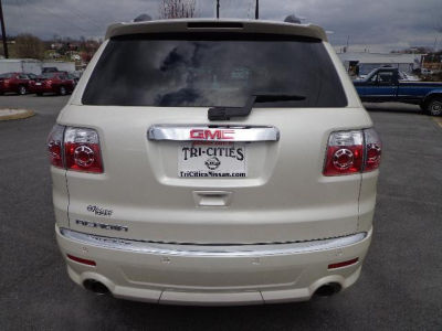 2011 GMC Acadia  Denali