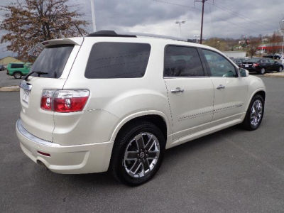 2011 GMC Acadia  Denali