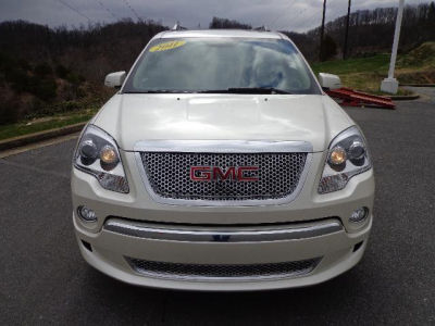 2011 GMC Acadia  Denali