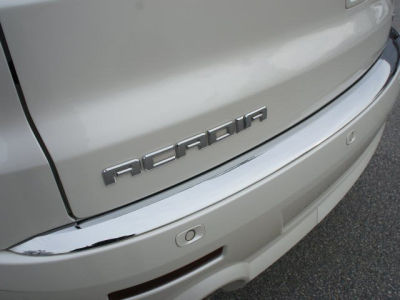 2011 GMC Acadia  Denali